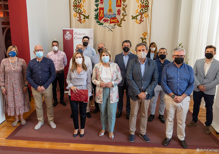 Foto Acuerdo de UNEF, junto a otras asociaciones, con el Ayuntamiento de Cartagena para maximizar la sostenibilidad de plantas solares.